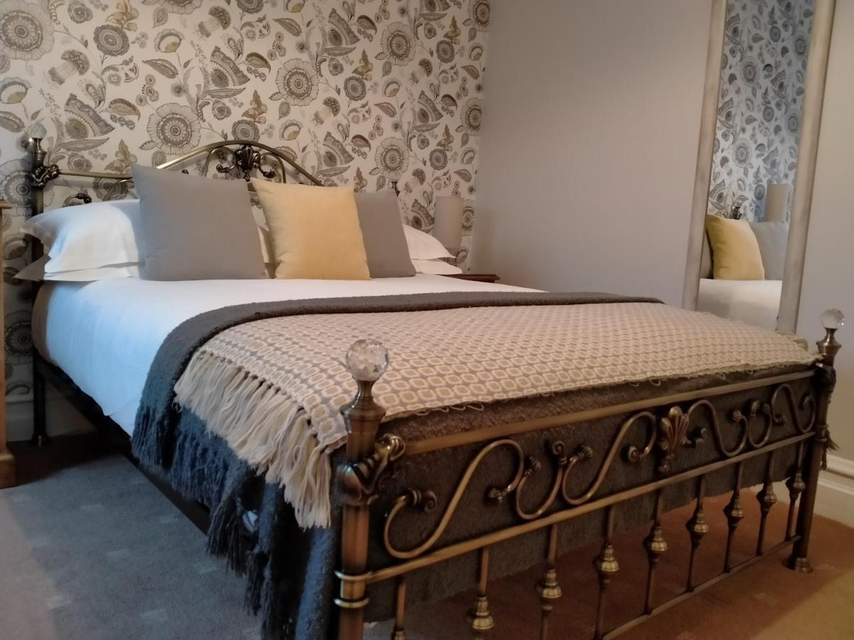 Denehurst Guest House วินเดอร์เมียร์ ภายนอก รูปภาพ