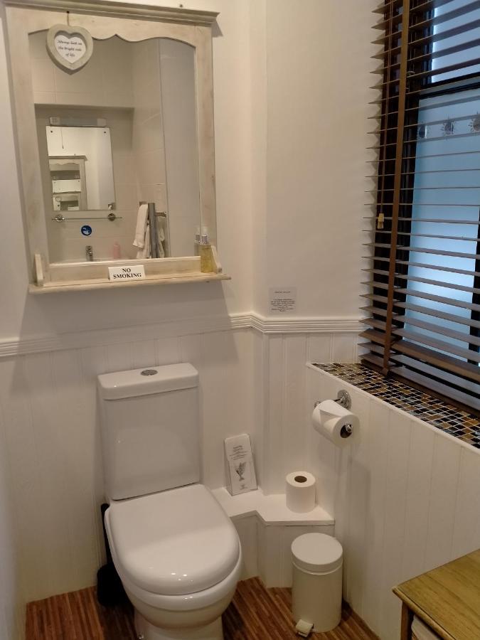Denehurst Guest House วินเดอร์เมียร์ ภายนอก รูปภาพ