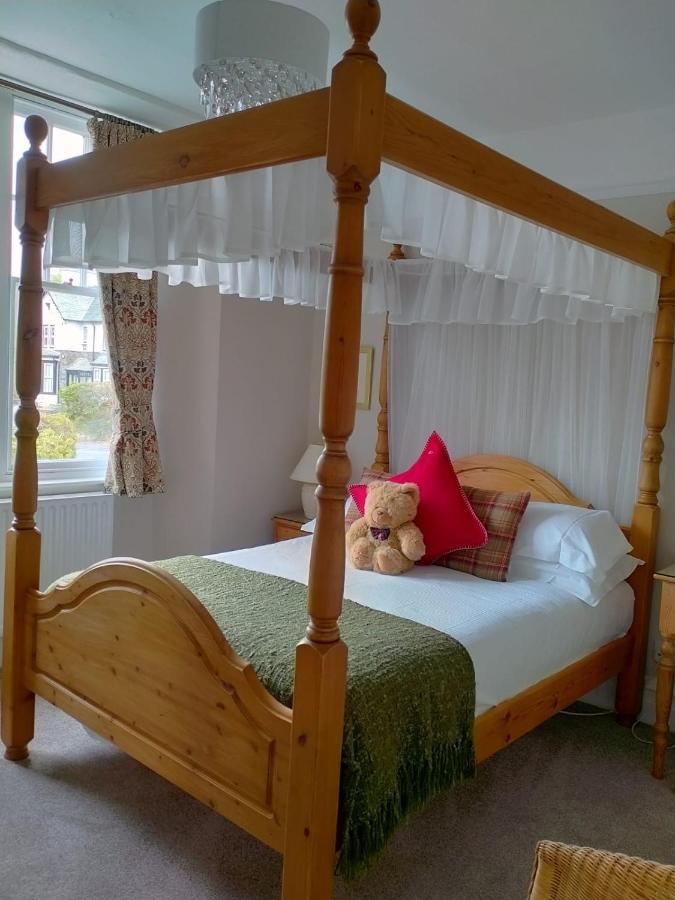 Denehurst Guest House วินเดอร์เมียร์ ภายนอก รูปภาพ
